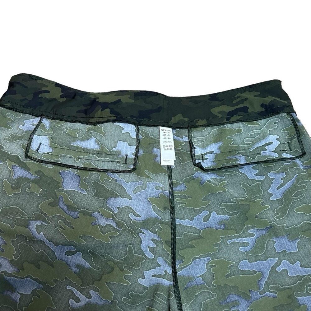 Spanx Green Camo Sunshine Shorts 6” Sz.1X - Picture 12 of 16